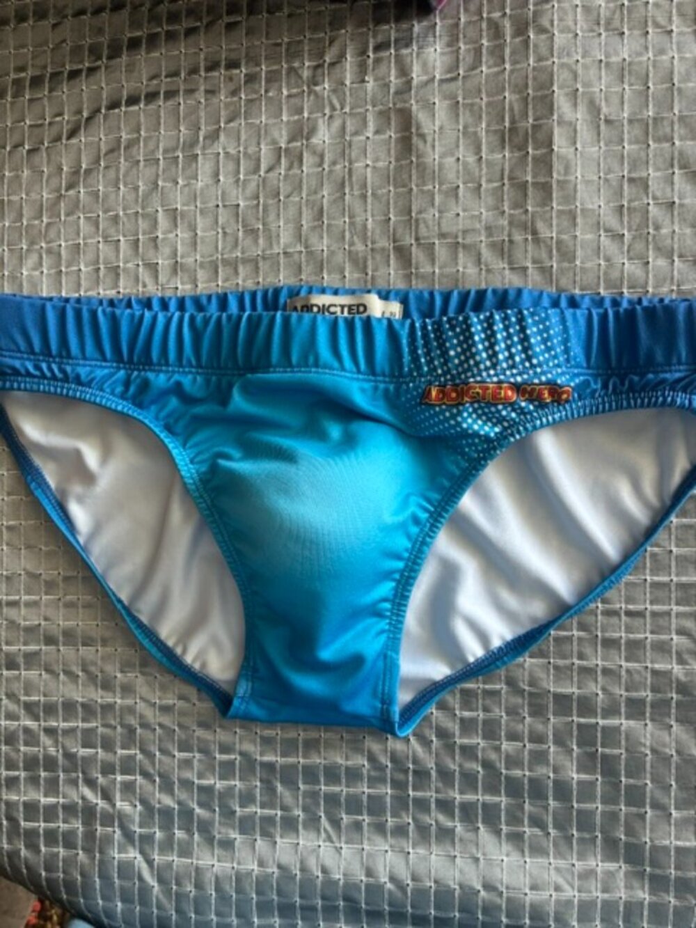 Addicted swimsuit size L with padded front